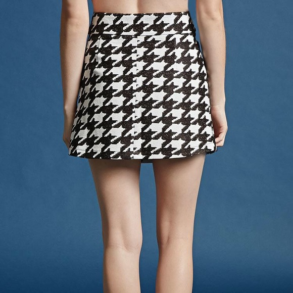 Houndstooth Wrap Mini Skirt NWT | Size: Small - Picture 2 of 3